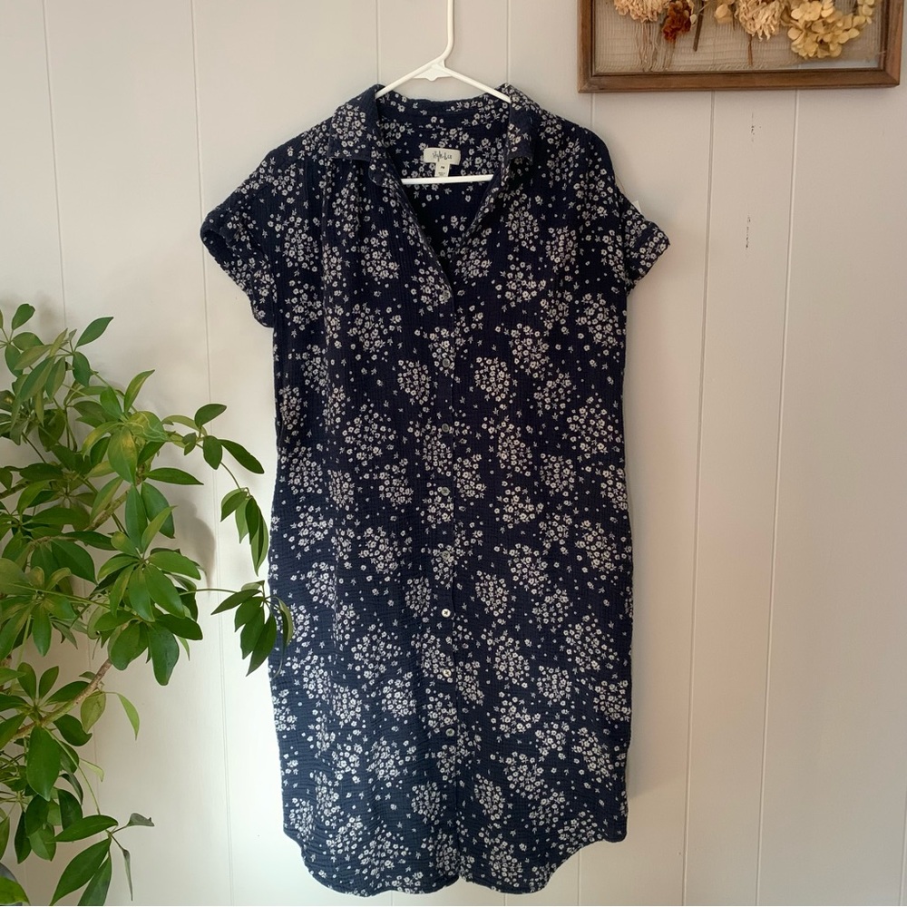 Style & Co. Navy and White Floral Top